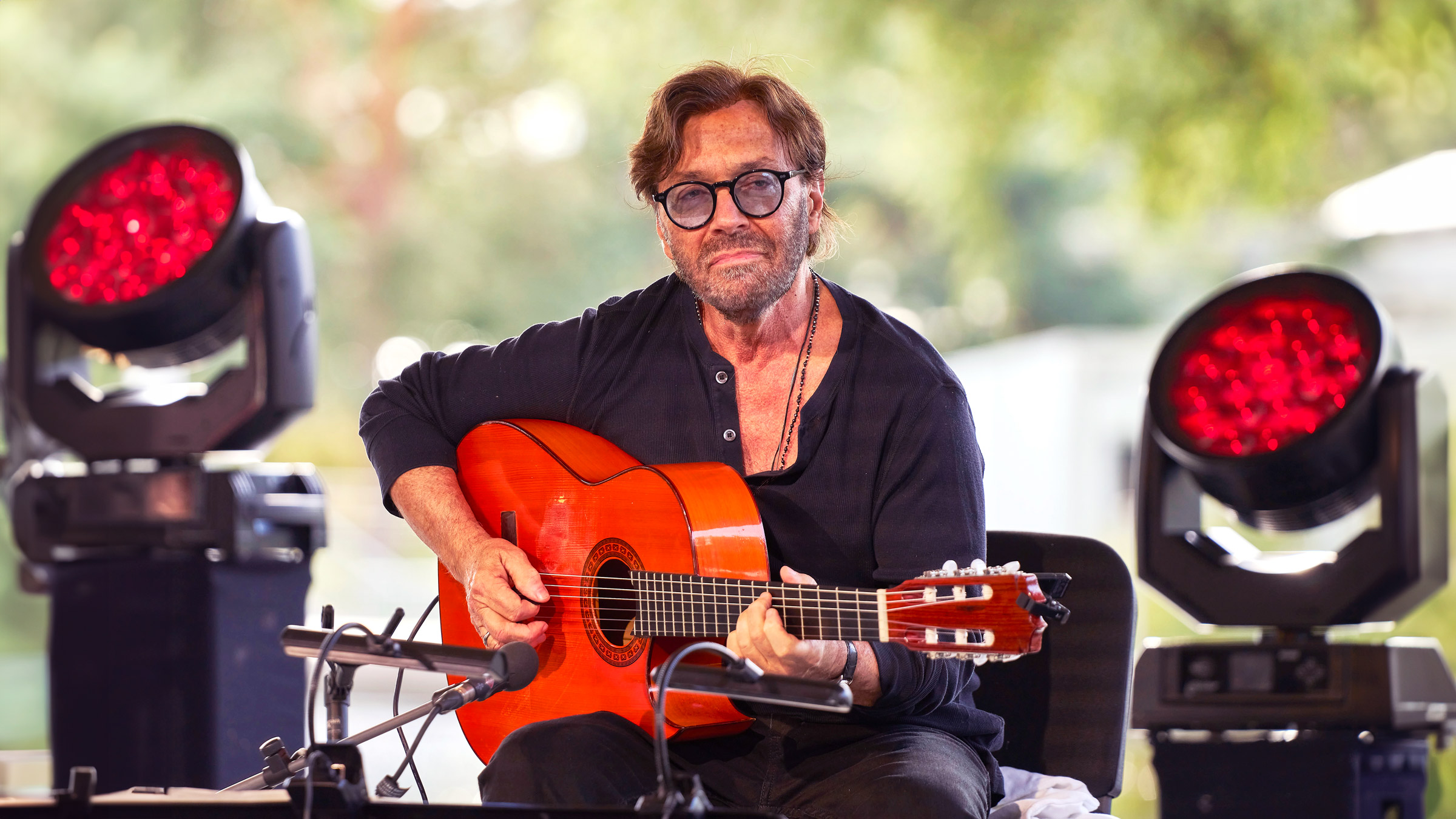 Al Di Meola live